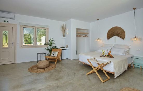 Eleon Suites new