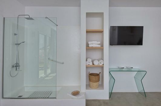 Eleon Suites new