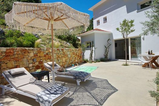 Eleon Suites new