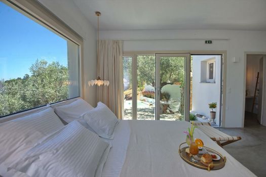 Eleon Suites new