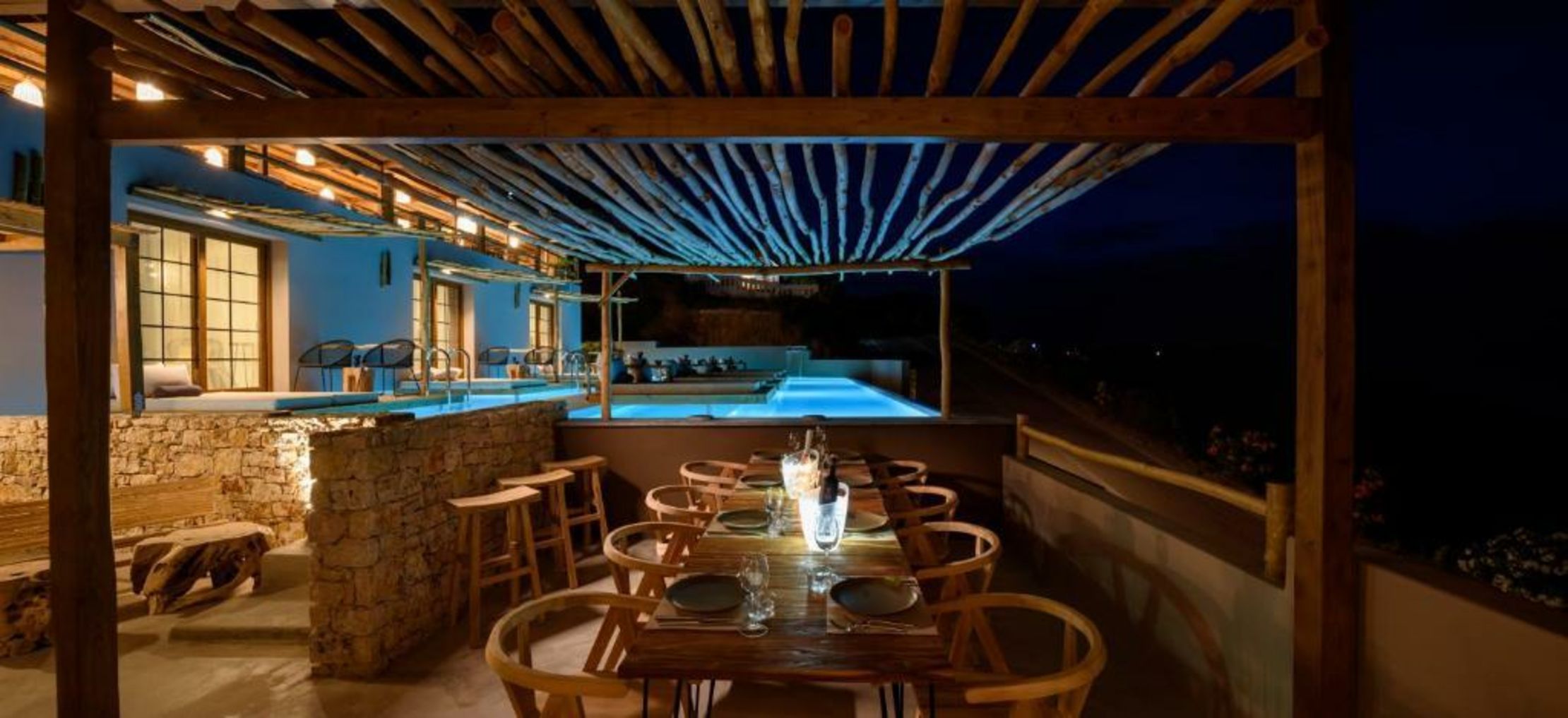 ALETRI new swim up HOTEL