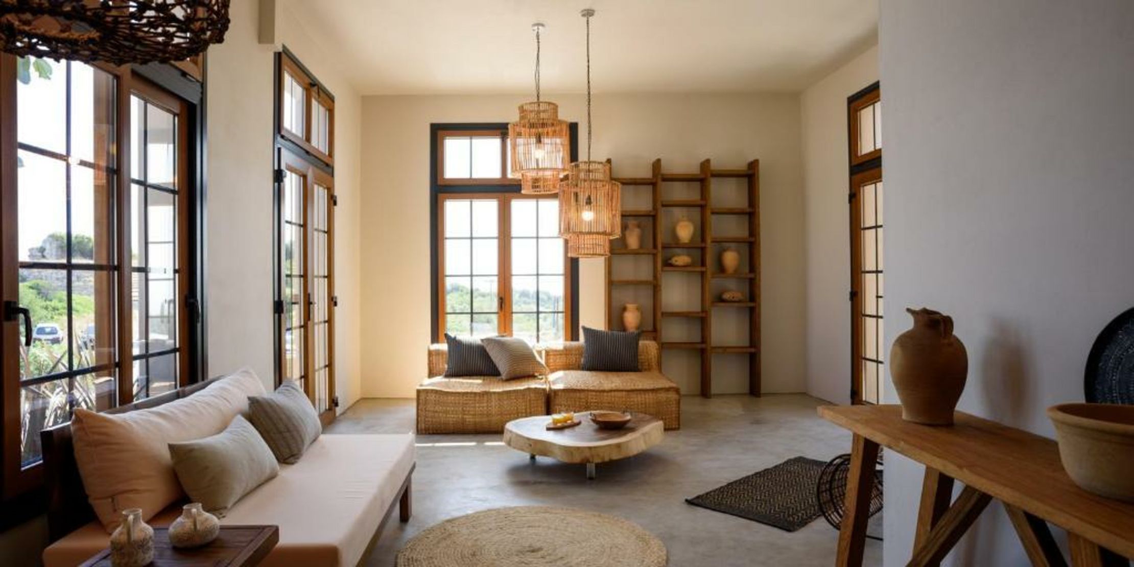 ALETRI new swim up HOTEL