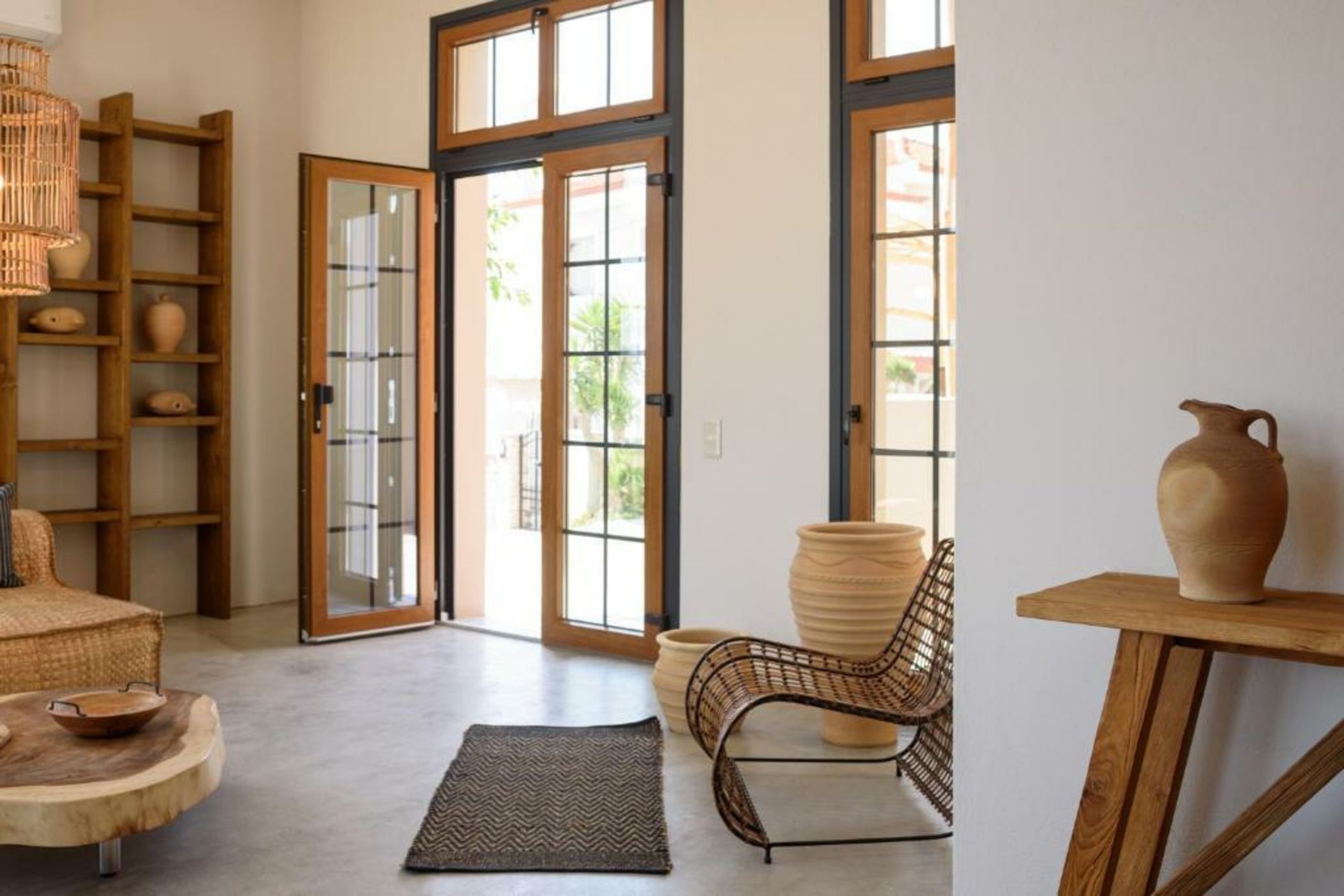 ALETRI new swim up HOTEL