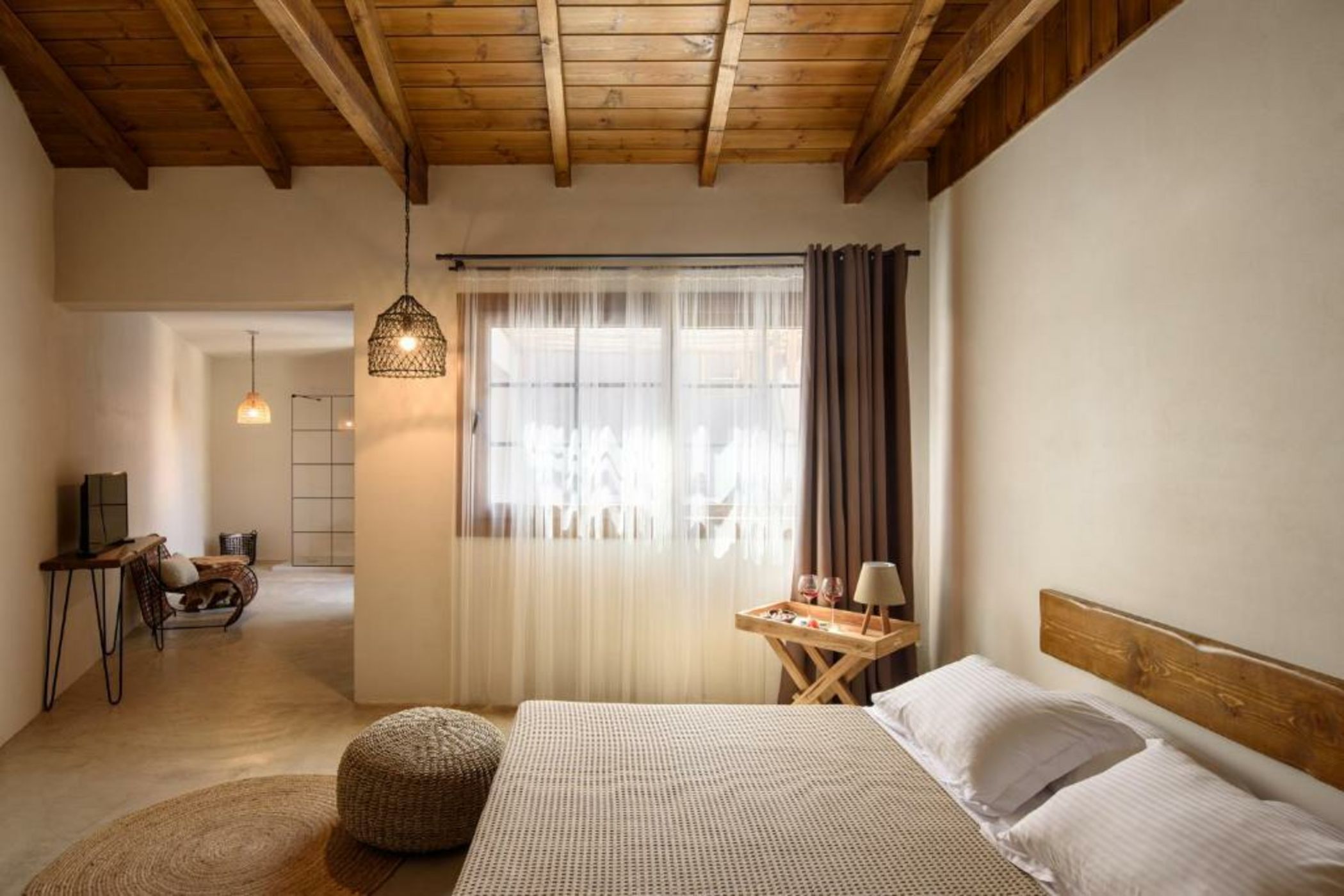 ALETRI new swim up HOTEL