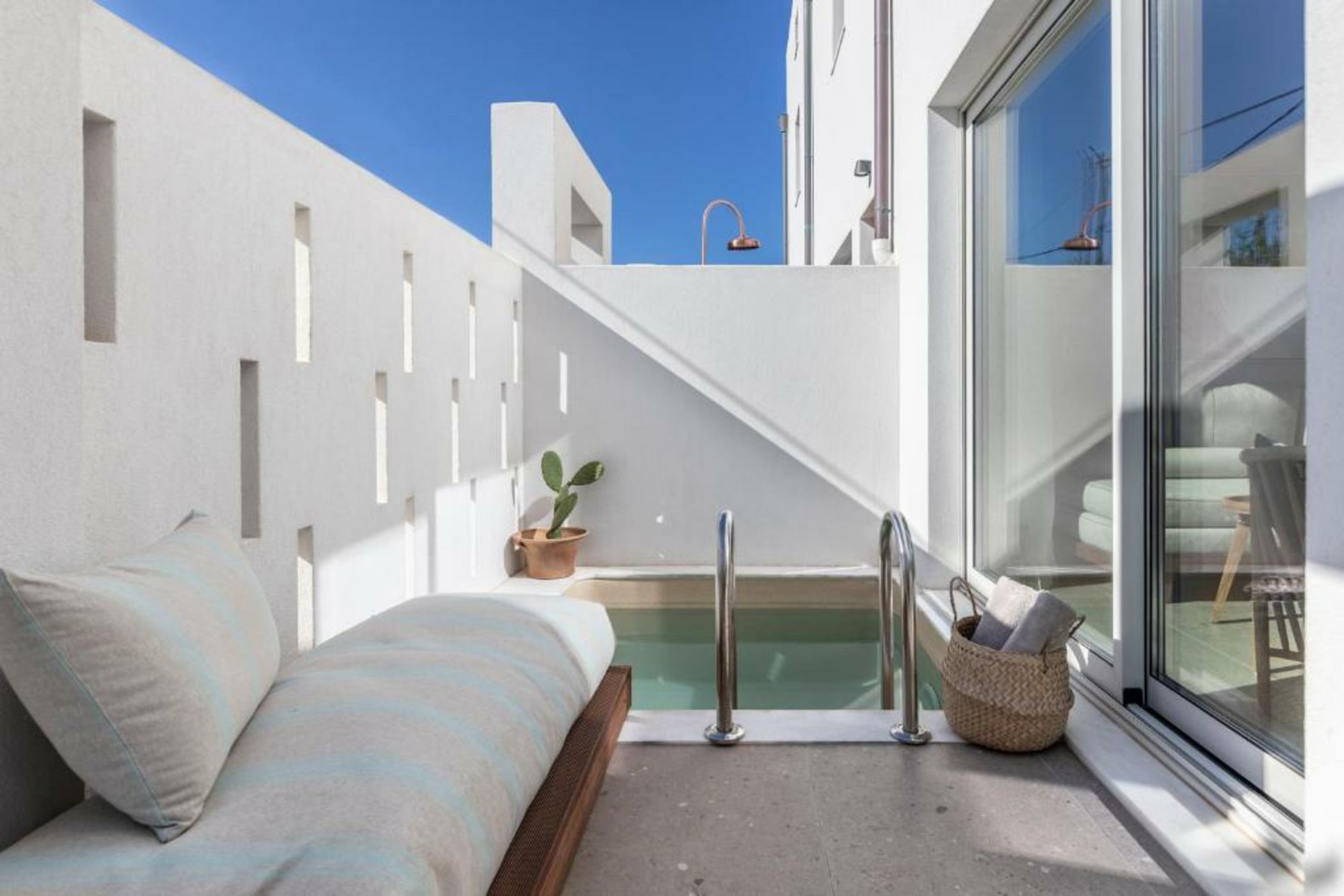 ALERÓ Seaside Skyros Resort