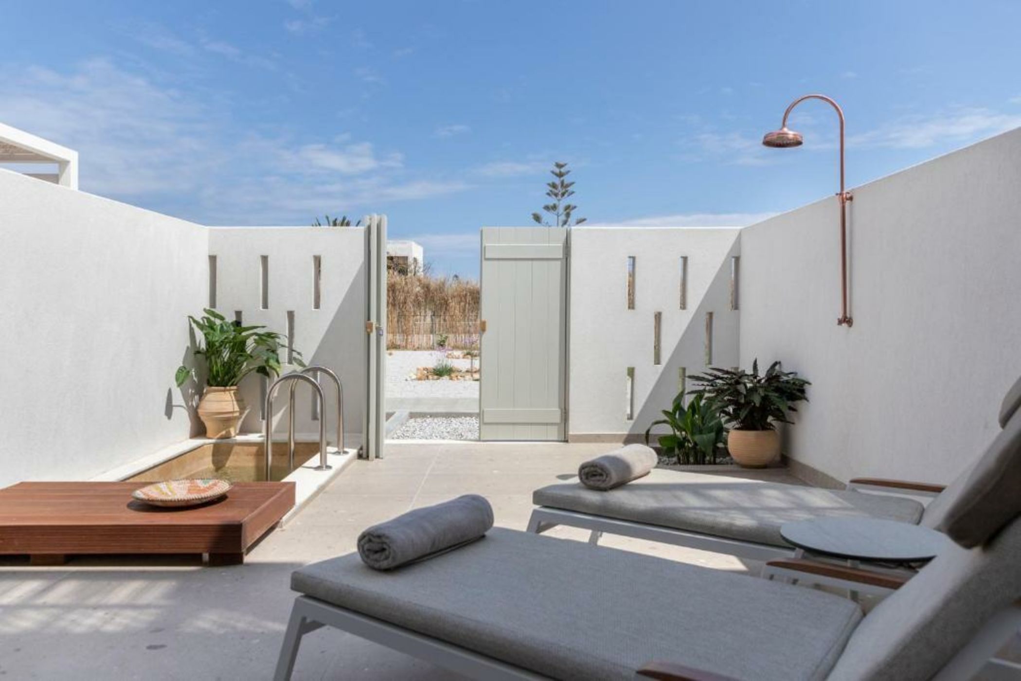 ALERÓ Seaside Skyros Resort