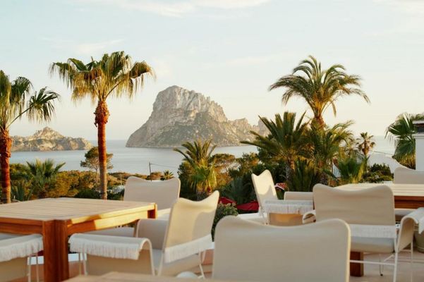 Petunia Ibiza, a Beaumier hotel