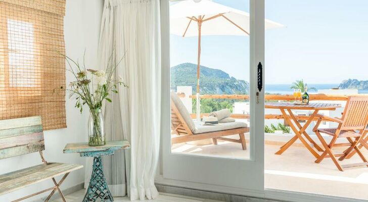 Petunia Ibiza - Adults Only