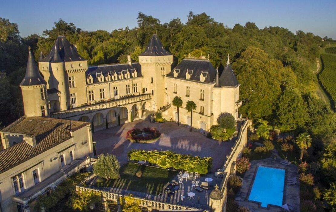 Château de La Rivière, a Design Boutique Hotel La Rivière, France