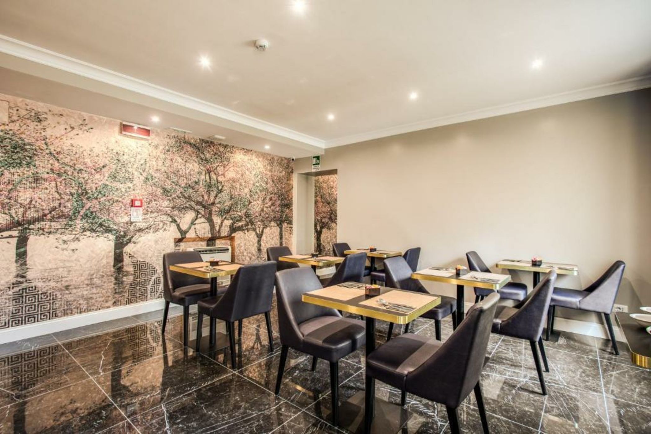 Hotel 55 Fifty-Five - Maison d'Art Collection