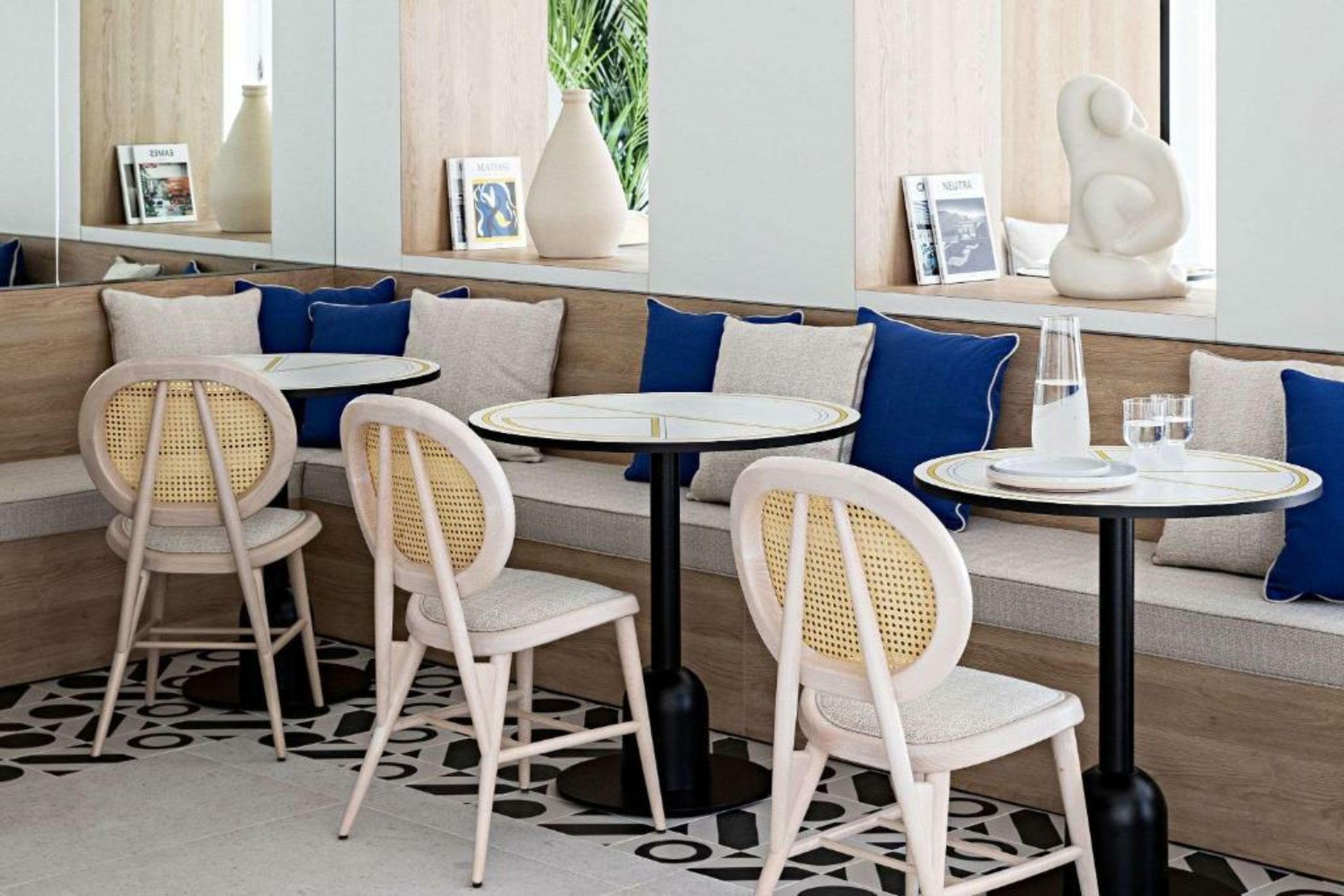 Le Riviera Collection, Signature Collection by Best Western