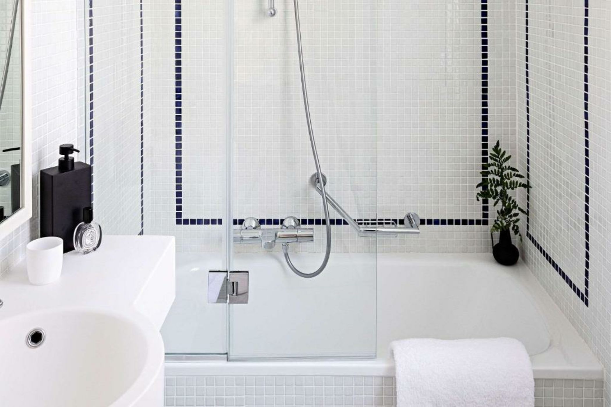 Le Riviera Collection, Signature Collection by Best Western