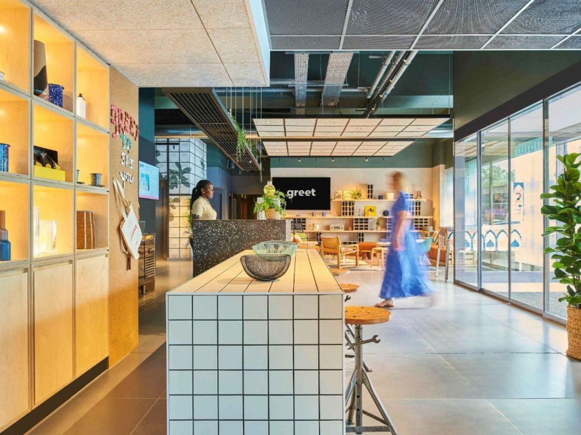 greet hotel Paris Nord 18è