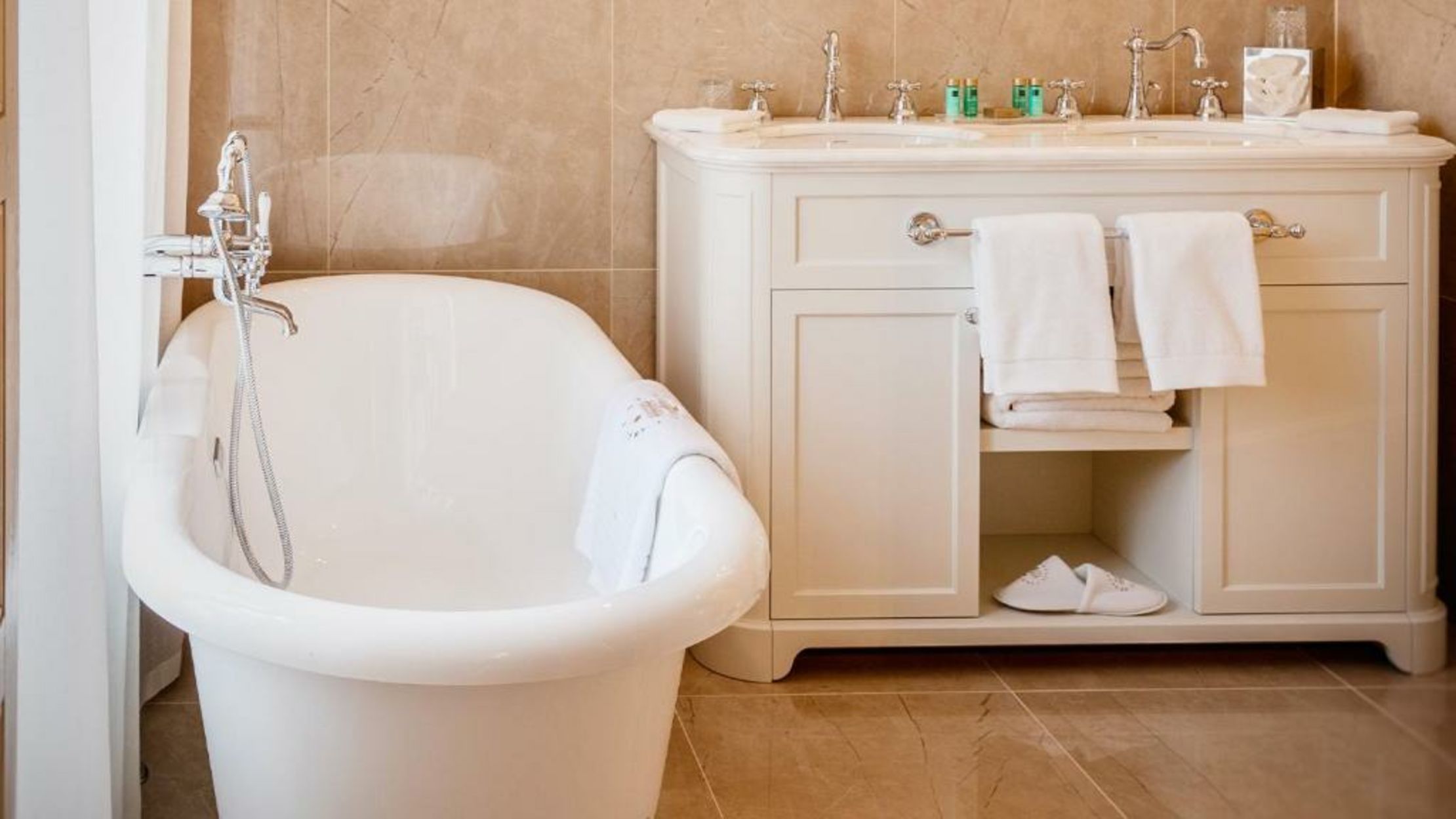 L'Abbaye De Villeneuve