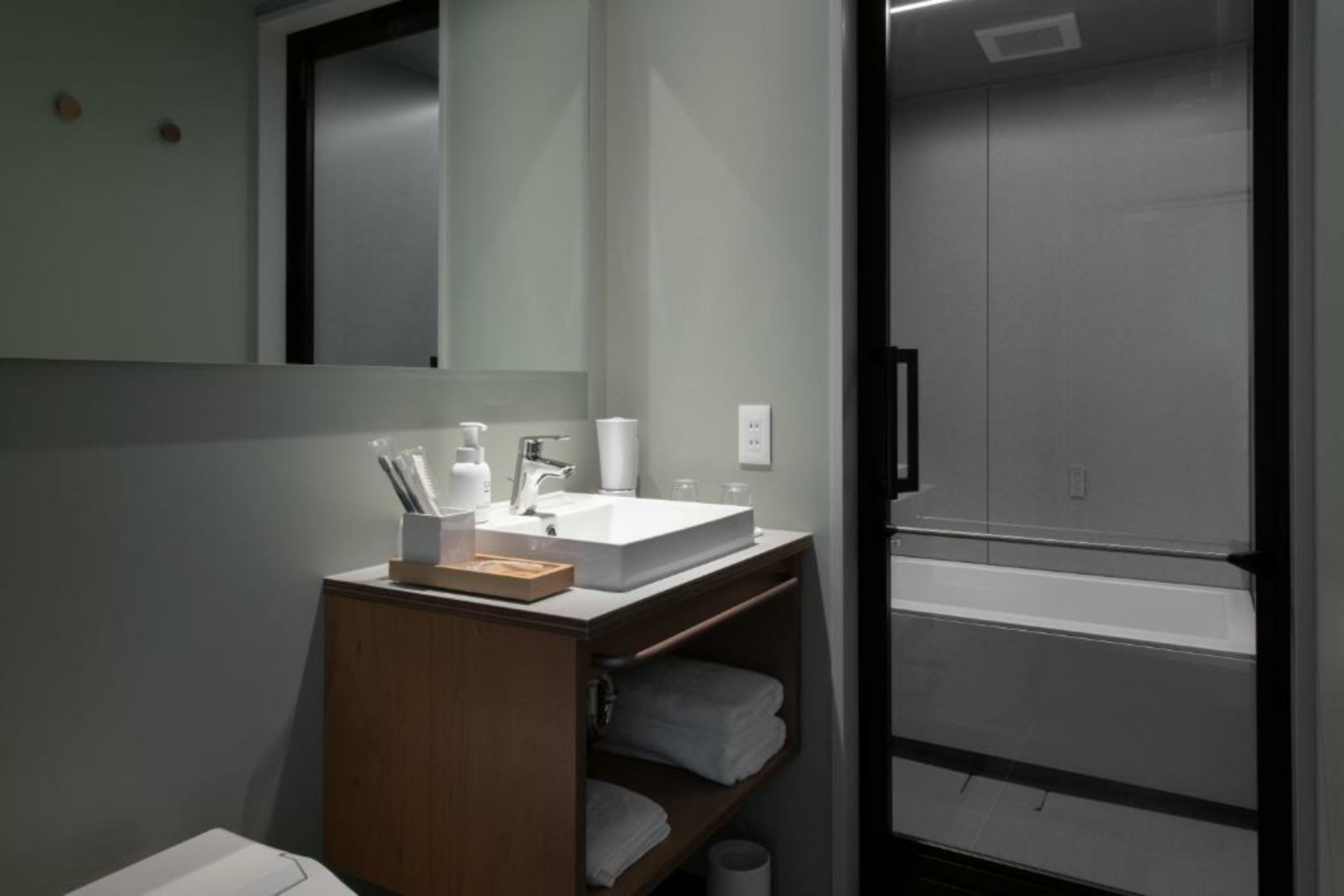 KAIKA TOKYO by THE SHARE HOTELS