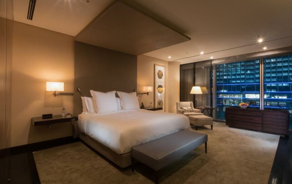 Four Seasons Hotel Tokyo at Marunouchi