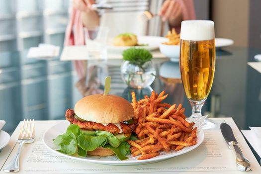 Four Seasons Hotel Tokyo at Marunouchi
