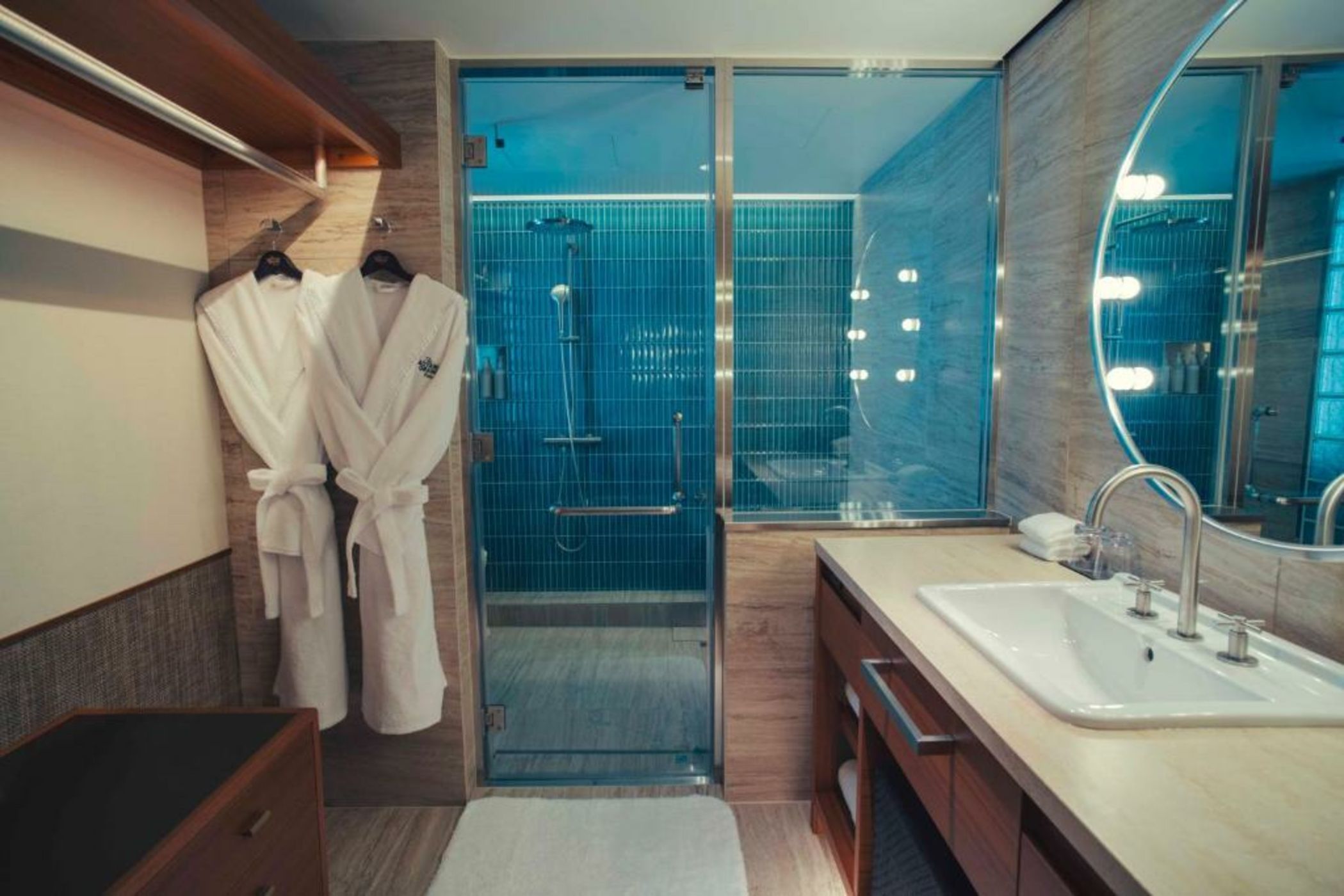 THE AOYAMA GRAND HOTEL