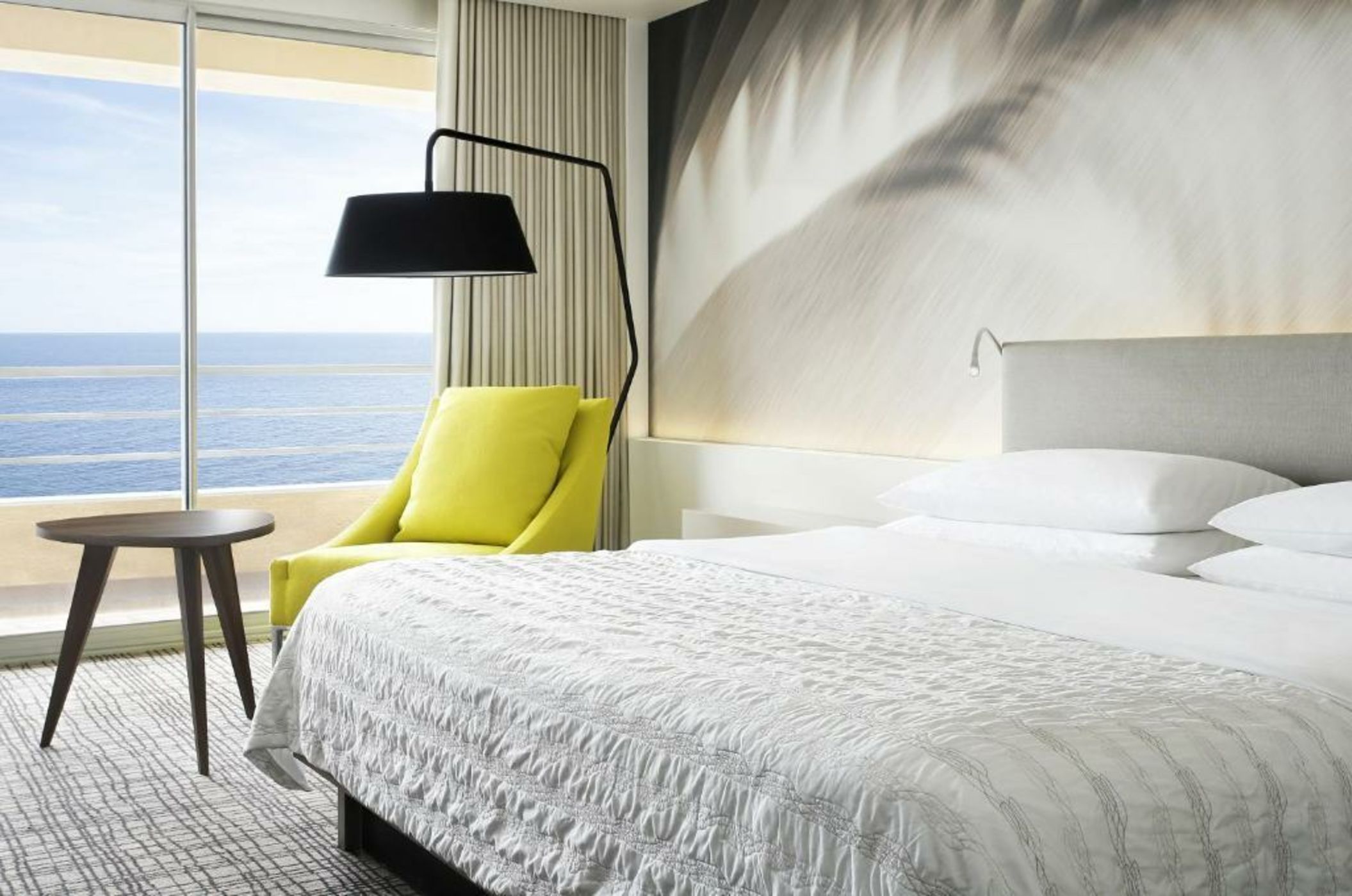 Le Méridien Beach Plaza