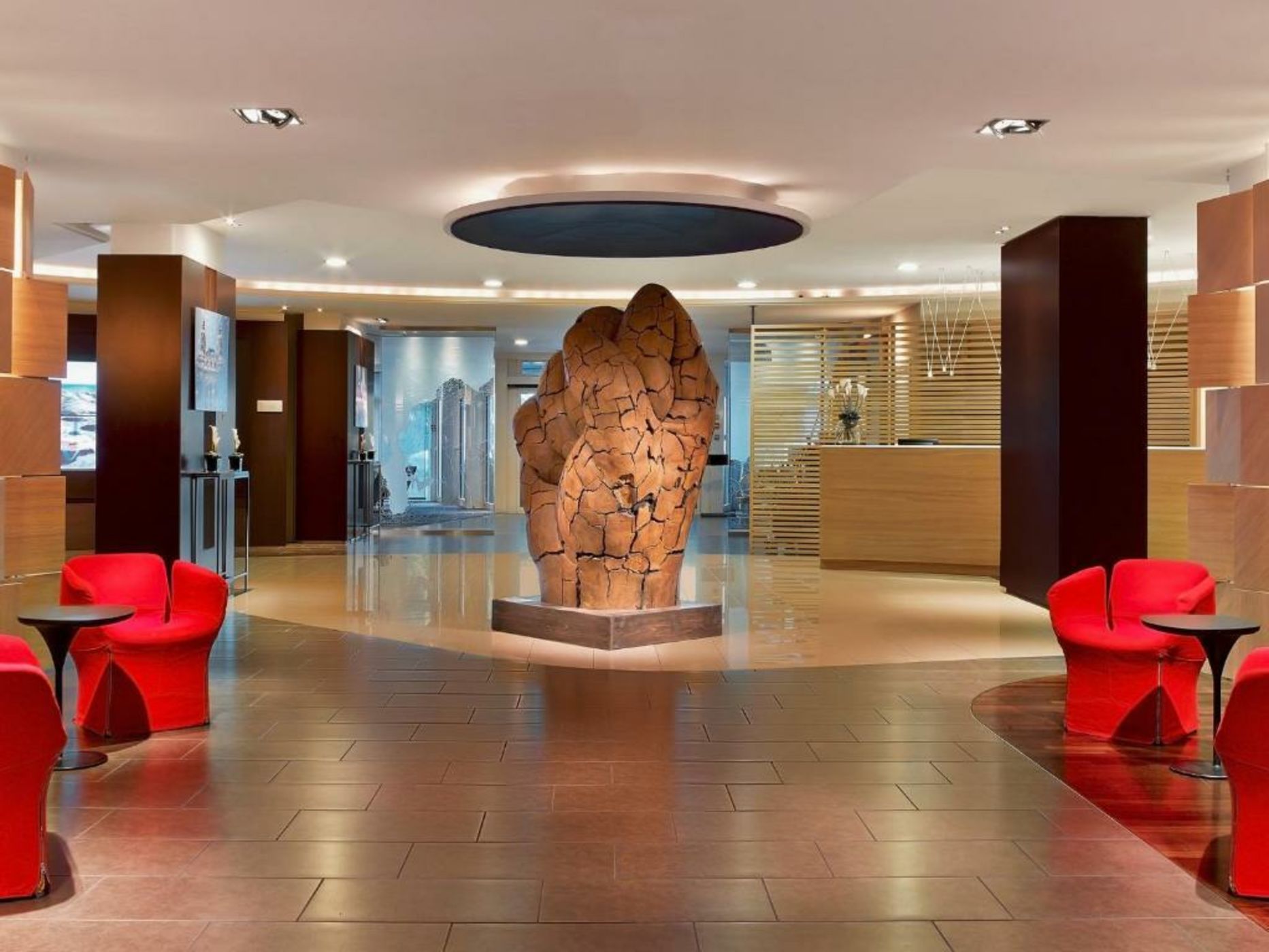 Le Méridien Beach Plaza