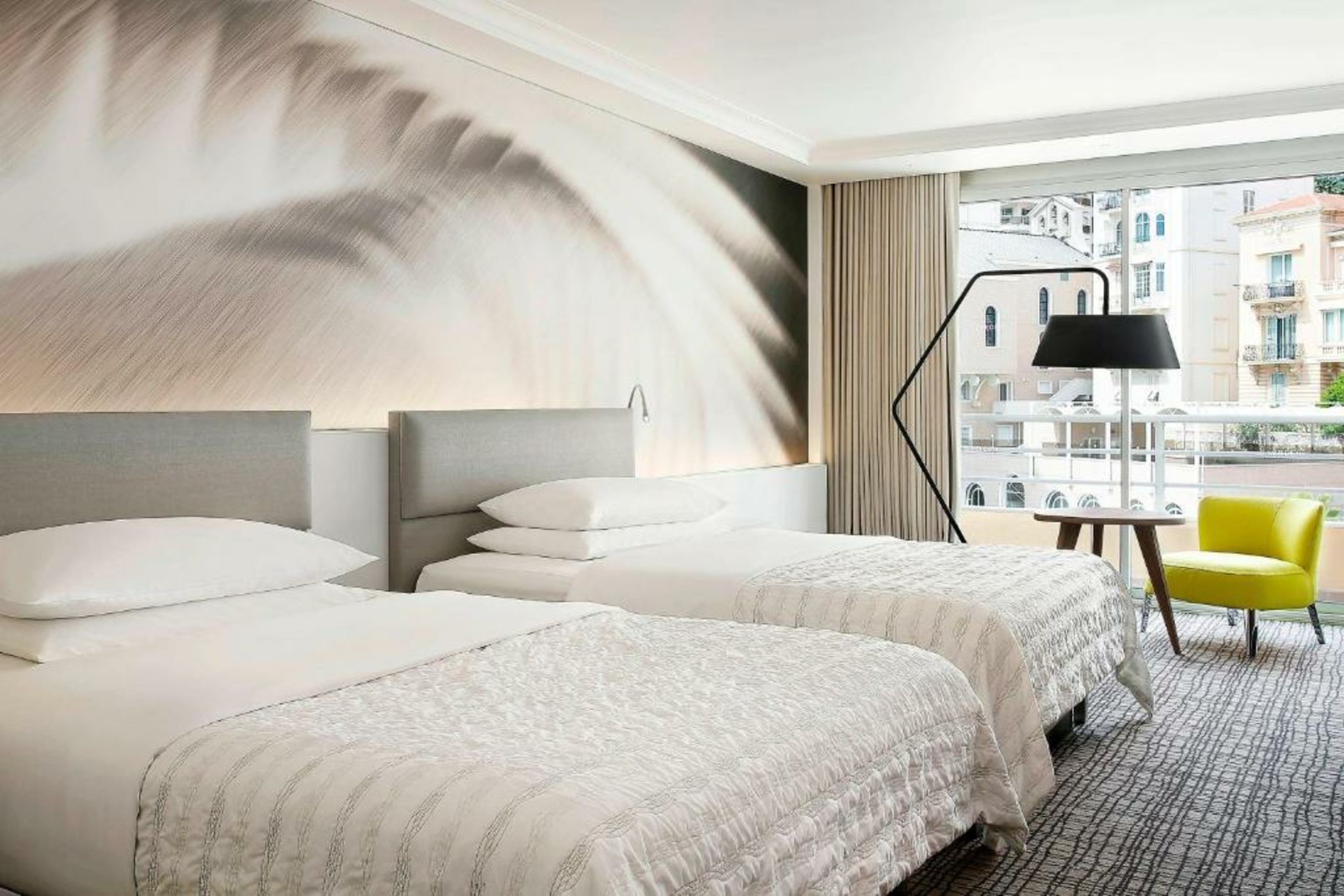 Le Méridien Beach Plaza