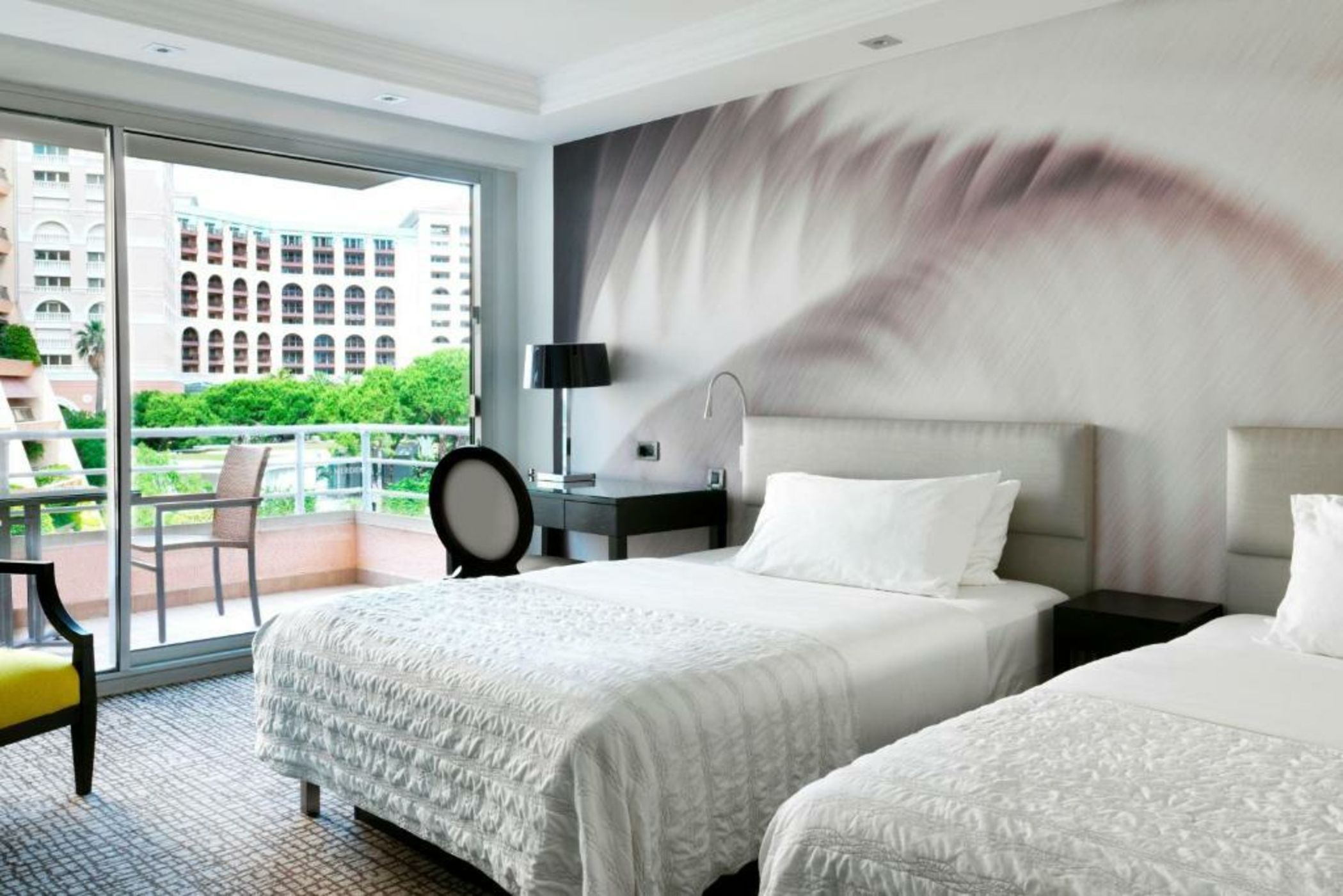 Le Méridien Beach Plaza