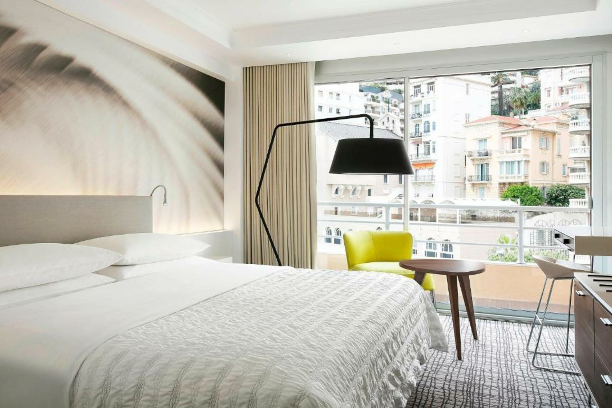 Le Méridien Beach Plaza