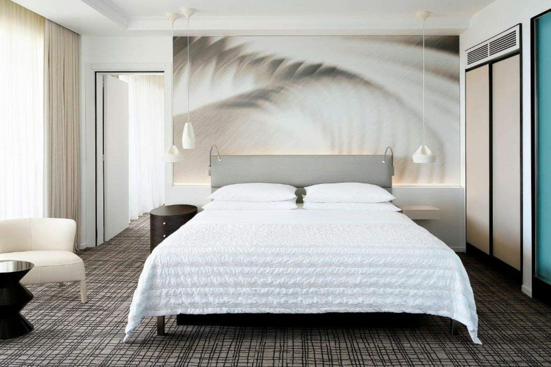 Le Méridien Beach Plaza