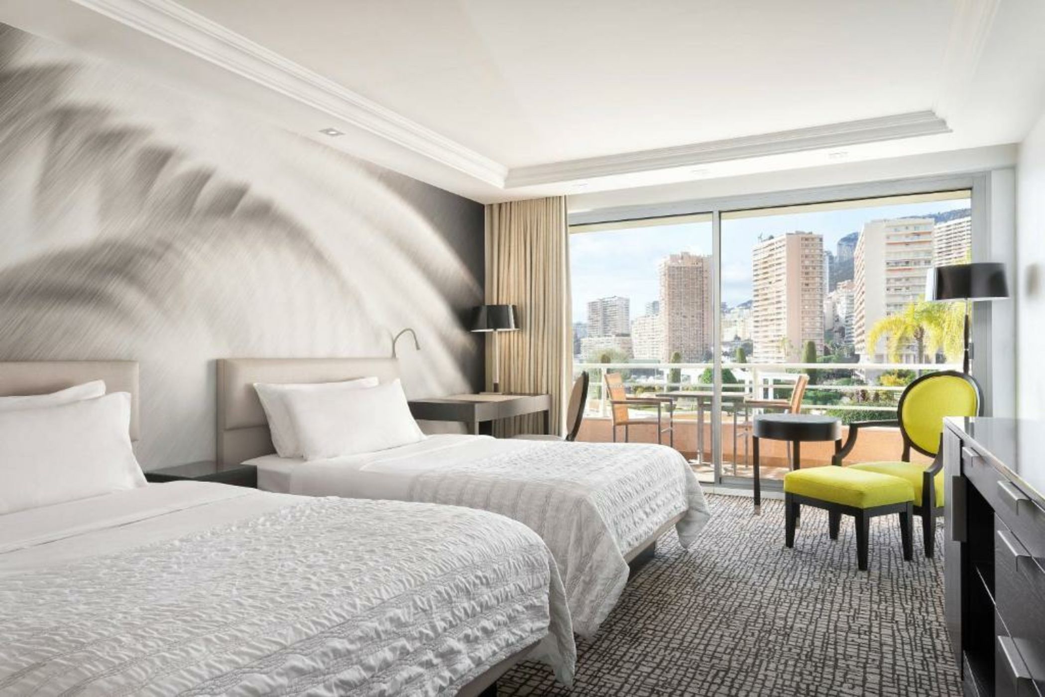 Le Méridien Beach Plaza