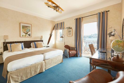 Welcome Hotel