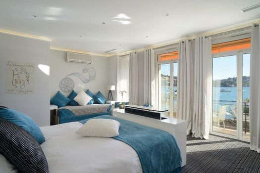 Welcome Hotel