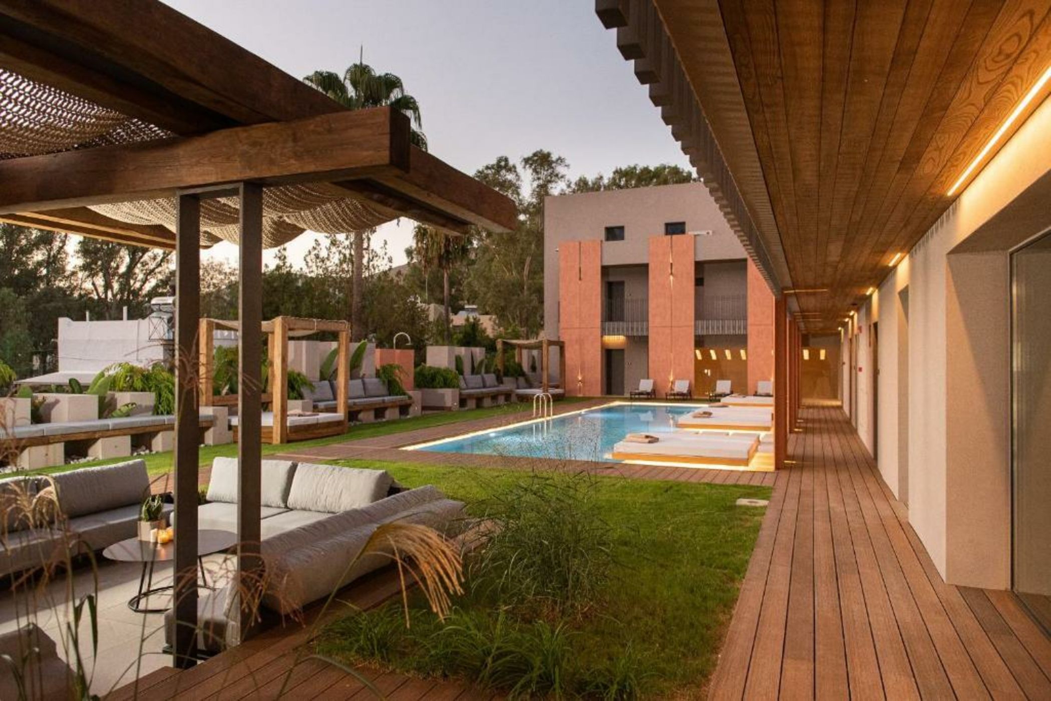 Pilot Amphora Boutique Hotel 