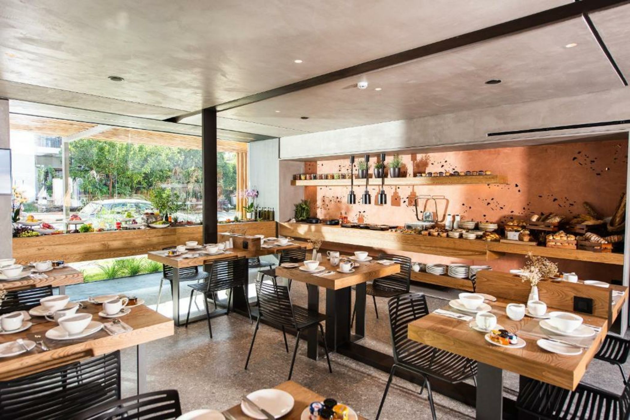 Pilot Amphora Boutique Hotel 