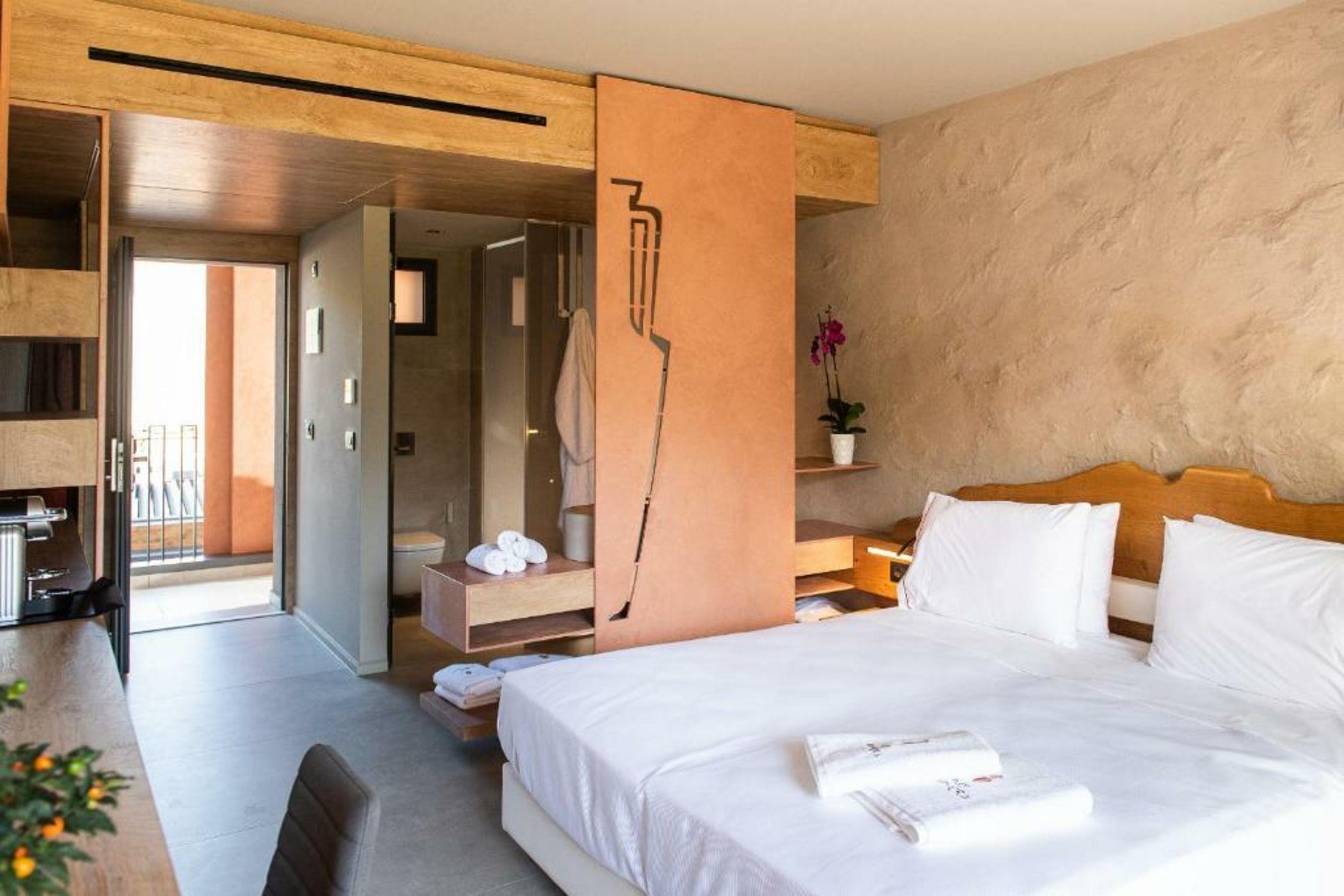 Pilot Amphora Boutique Hotel 