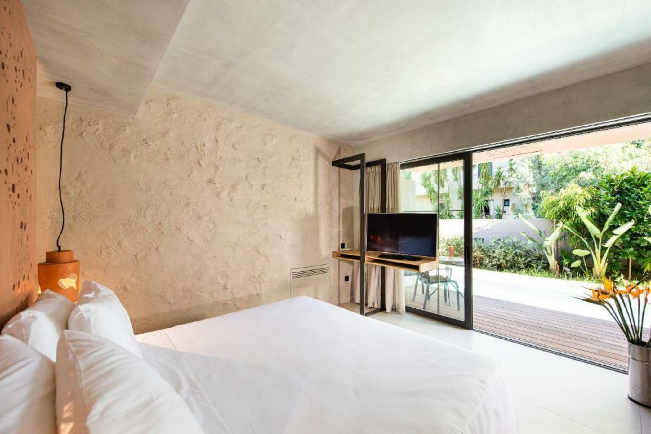 Pilot Amphora Boutique Hotel 