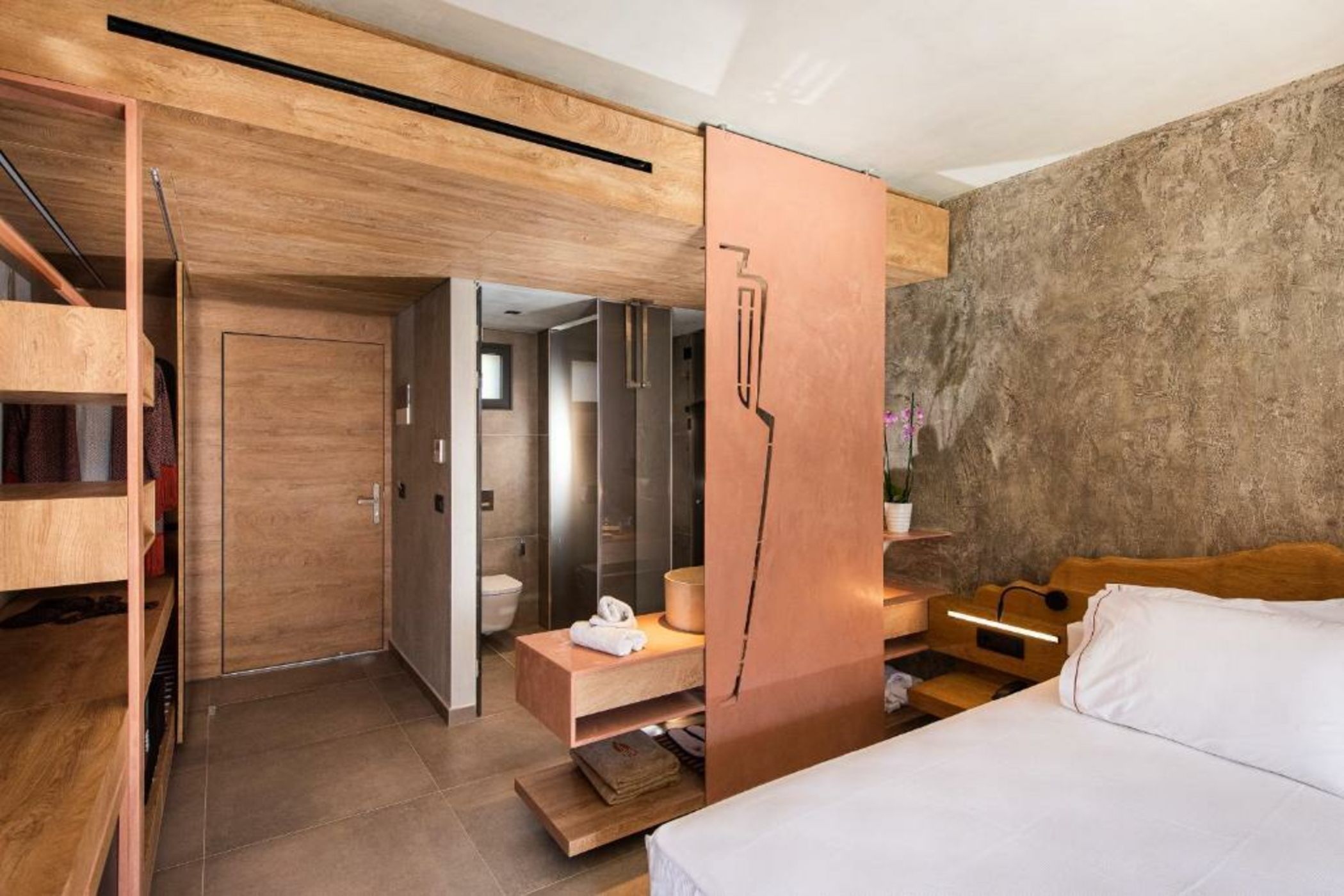 Pilot Amphora Boutique Hotel 