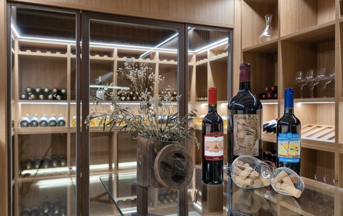 LJs Ratxo Eco Luxury Retreat, a