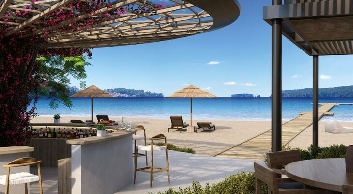 W Costa Navarino