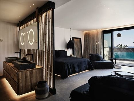 Myconian O Hotel