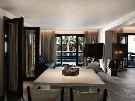 Myconian O Hotel