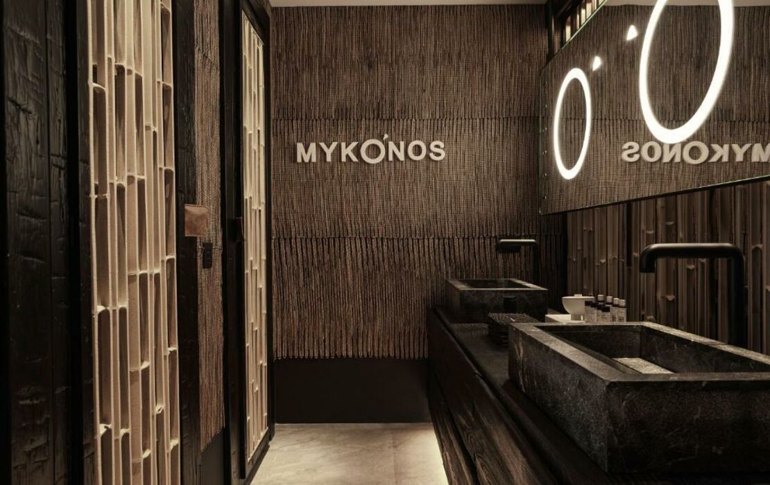 Myconian O Hotel