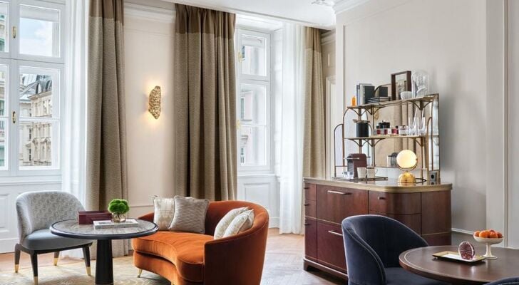 Rosewood Vienna