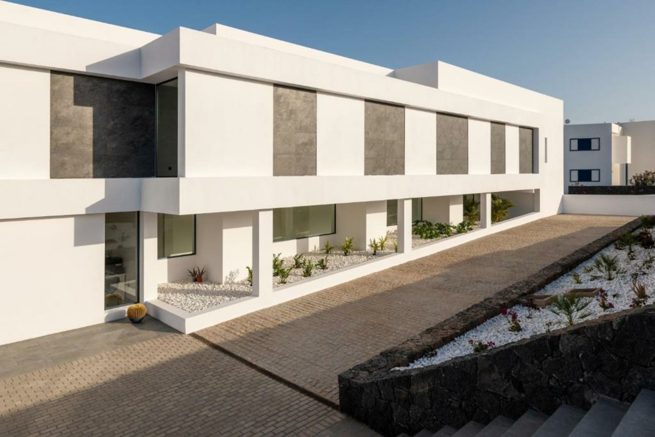 Royal Marina Suites Boutique Hotel