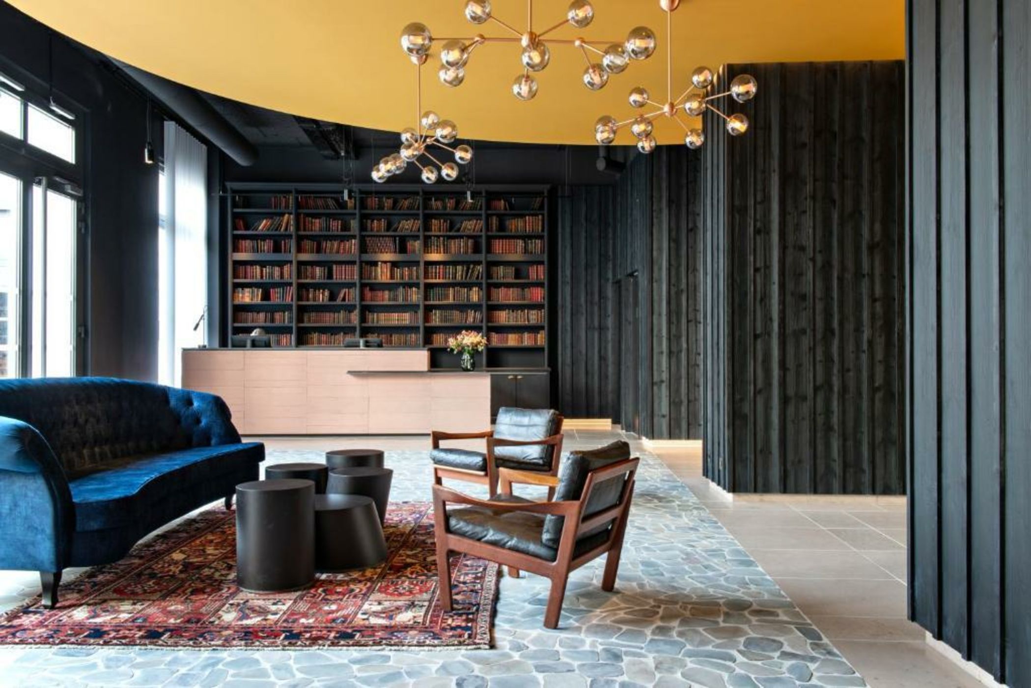 Hôtel LÉONOR the place to live