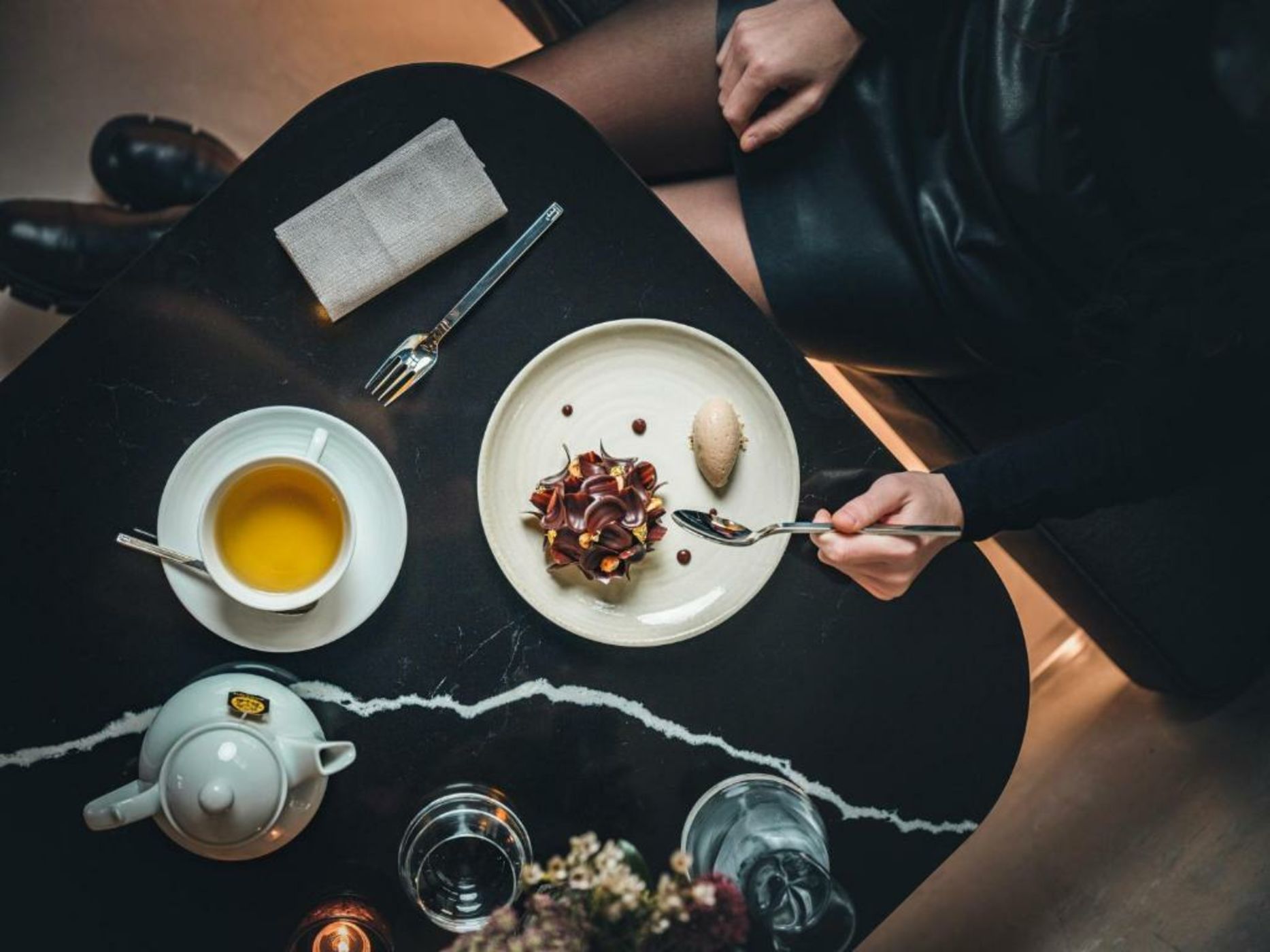 Hôtel LÉONOR the place to live