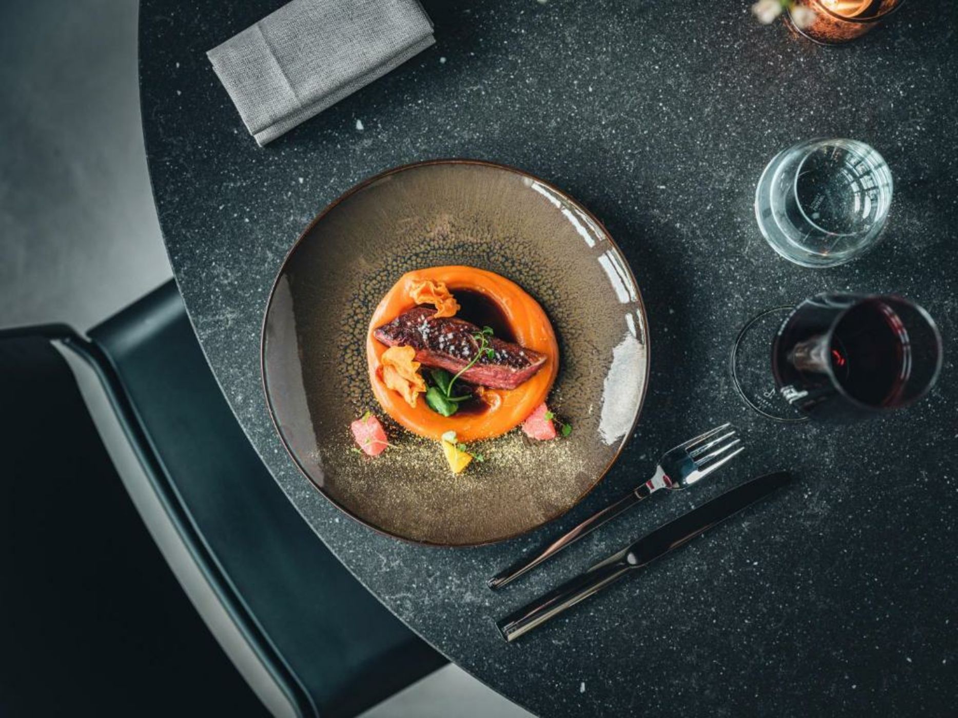 Hôtel LÉONOR the place to live