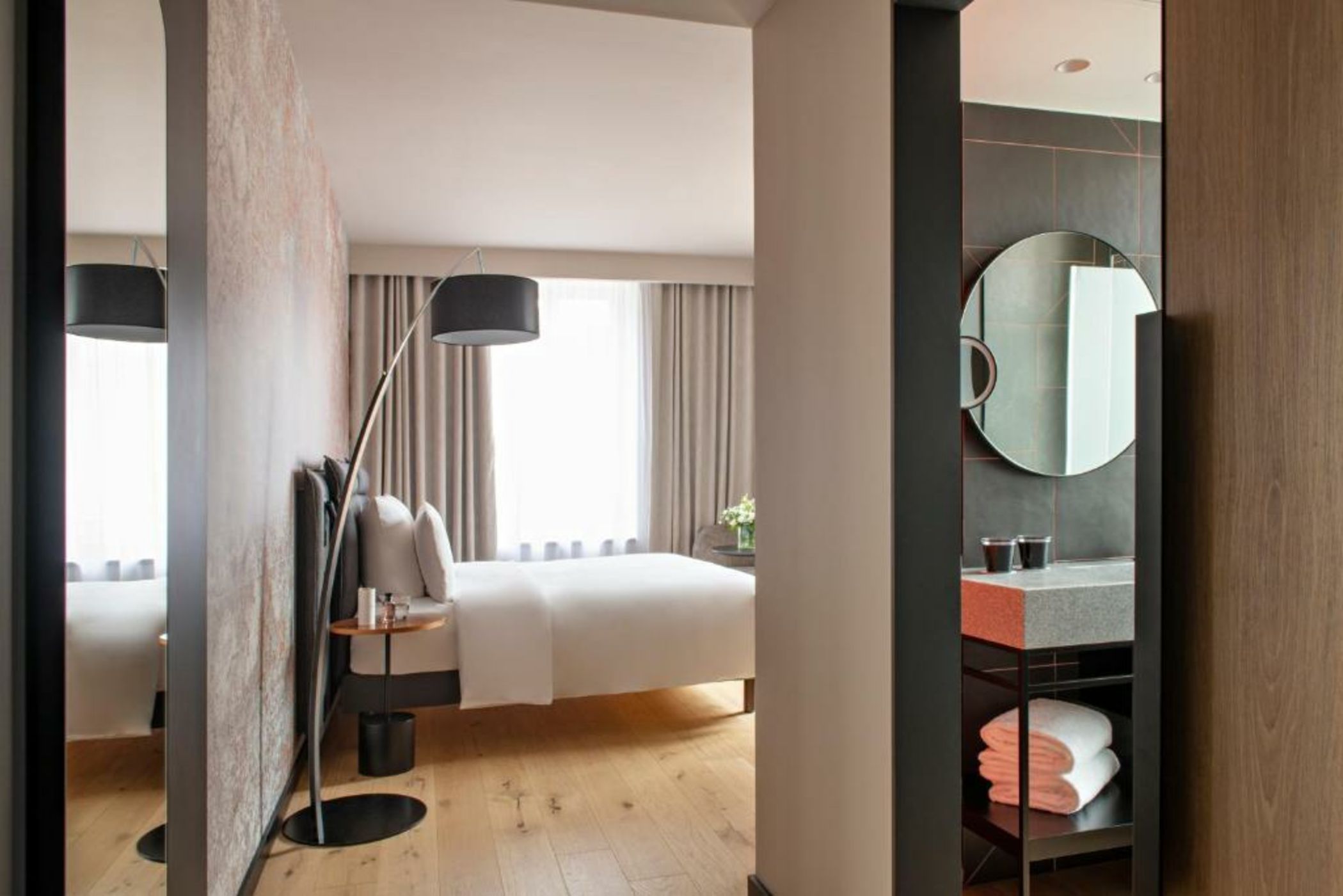 Hôtel LÉONOR the place to live