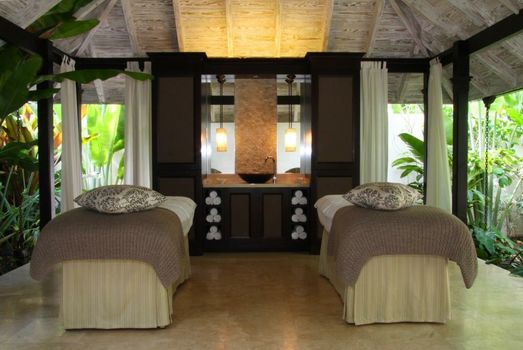 Coral Reef Club