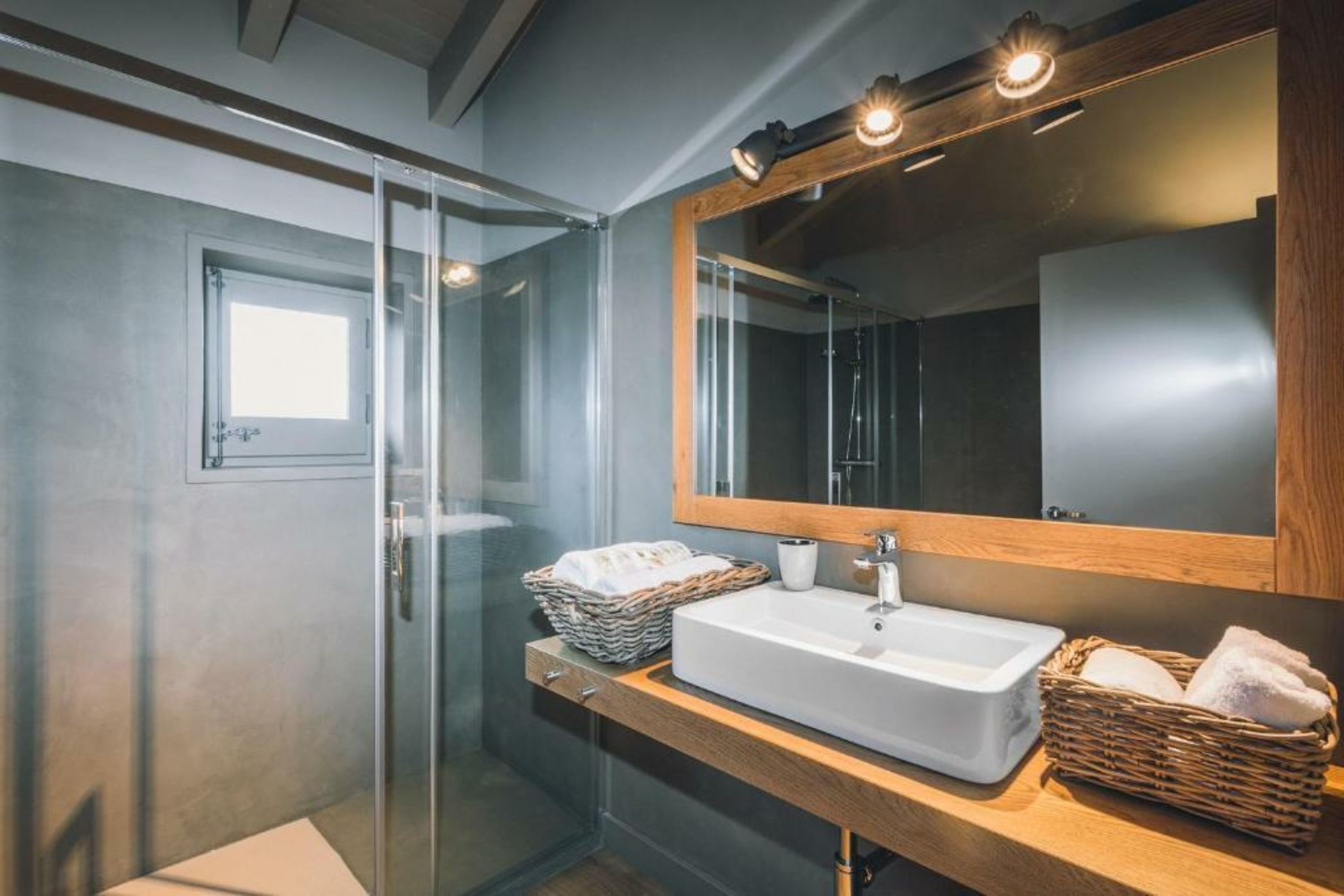 Intrepid Hotel Rural - Adults Only