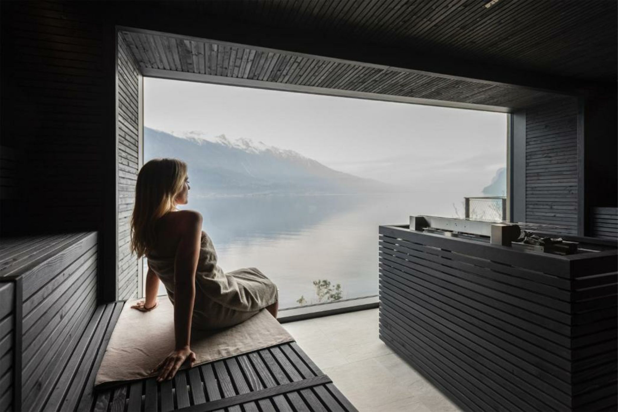 EALA My Lakeside Dream - Adults Friendly